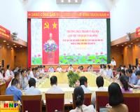 Thường trực Thành ủy Hà Nội làm việc với Quận ủy Hà Đông