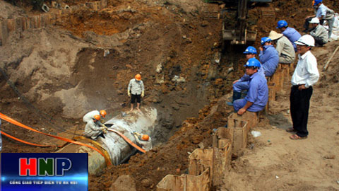 Vinaconex xin lỗi nhân dân Thủ đô vì sự cố vỡ đường ống nước Sông Đà